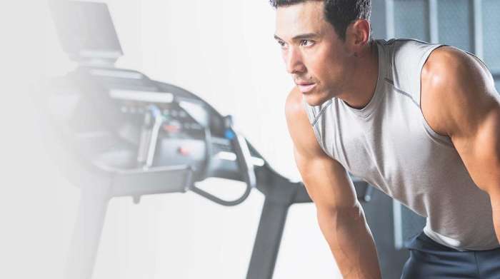 Horizon 7.0 AT Treadmill_Hero